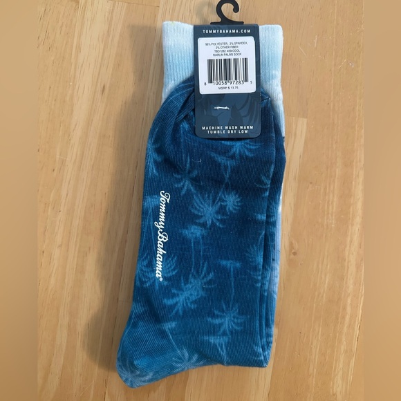 Tommy Bahama Socks - Picture 3 of 5